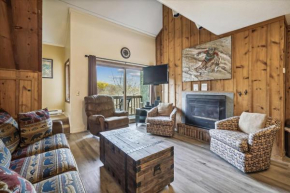 Shuttle to Slopes and ski home to this cozy three bedroom condo Whiffletree G8